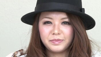 A beautiful Asian wifey makes her very first adult movie.
