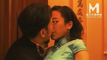 Steamy Japanese massage parlor episode with super hot Gash licking and Blowjob